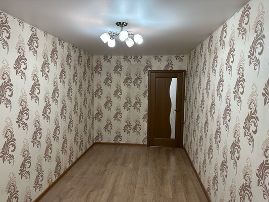 Продам двухкомнатную (2-комн.) квартиру, Маяковского ул, 5, Сыктывкар г