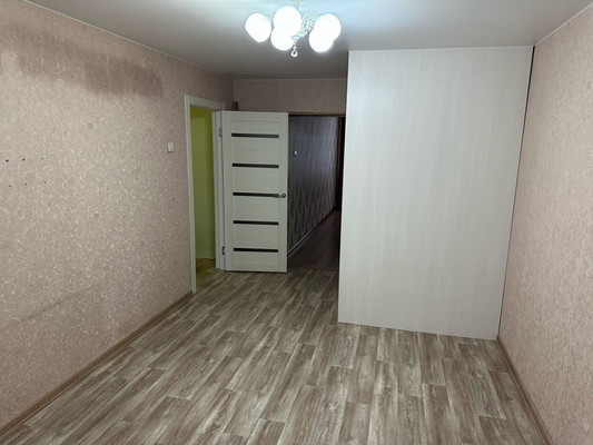 Продам двухкомнатную (2-комн.) квартиру, Маяковского ул, 5, Сыктывкар г