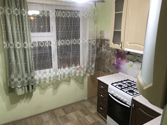 Продам двухкомнатную (2-комн.) квартиру, Маяковского ул, 5, Сыктывкар г