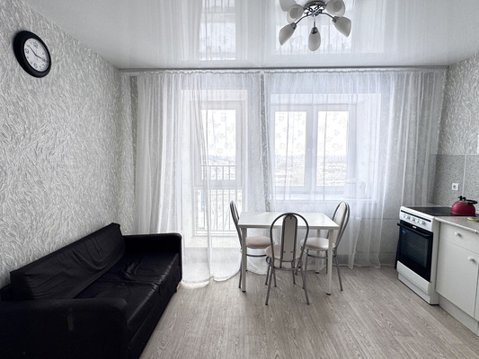 Продам однокомнатную (1-комн.) квартиру, Зур Урам ул, 1Кк5, Казань г