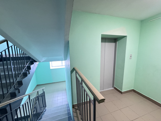 Продам однокомнатную (1-комн.) квартиру, Зур Урам ул, 1Кк5, Казань г