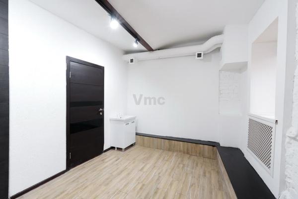 Продам коммерческое помещение 204,3 м2, Новослободская ул, 14/19 8, Москва г