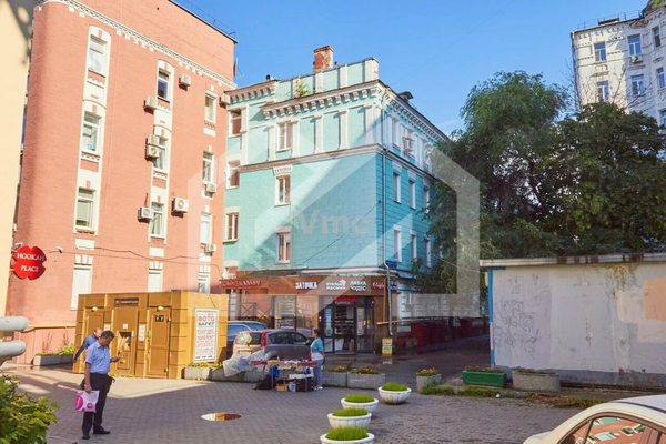 Продам коммерческое помещение 204,3 м2, Новослободская ул, 14/19 8, Москва г
