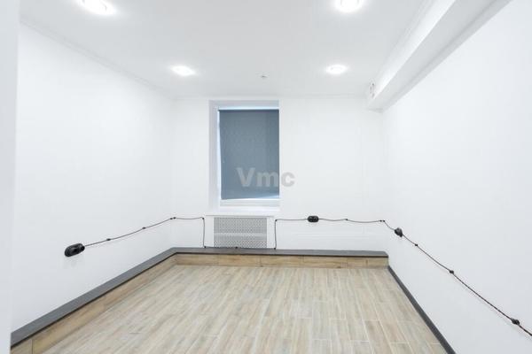 Продам коммерческое помещение 204,3 м2, Новослободская ул, 14/19 8, Москва г