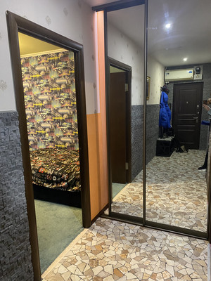 Продам двухкомнатную (2-комн.) квартиру, Шишкова ул, 105, Воронеж г