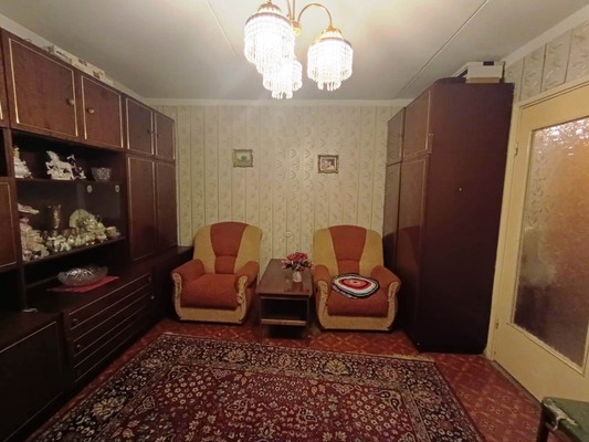 Продам трехкомнатную (3-комн.) квартиру, Строителей пр-кт, 22, Иваново г