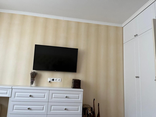 Продам двухкомнатную (2-комн.) квартиру, Полюсная ул, 55, Симферополь г