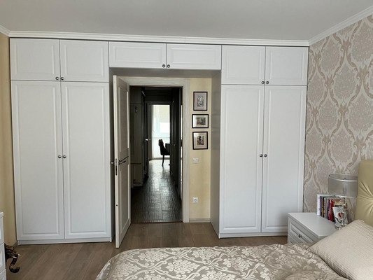 Продам двухкомнатную (2-комн.) квартиру, Полюсная ул, 55, Симферополь г