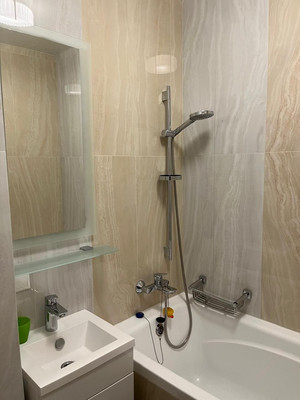 Продам двухкомнатную (2-комн.) квартиру, Полюсная ул, 55, Симферополь г