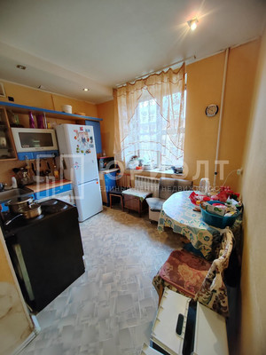 Продам многокомнатную квартиру, Тимирязева ул, 13, Нижний Тагил г