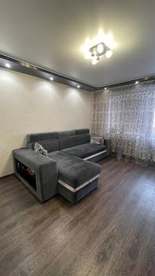 Продам трехкомнатную (3-комн.) квартиру, Конституции (Радужный мкр.) ул, 12, Киров г