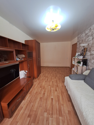 Продам однокомнатную (1-комн.) квартиру, Героя Костина ул, 3, Киров г