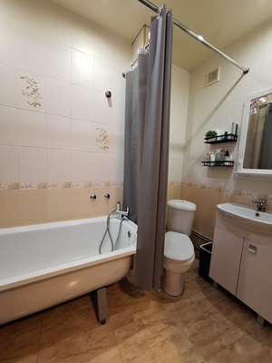 Продам однокомнатную (1-комн.) квартиру, Героя Костина ул, 3, Киров г