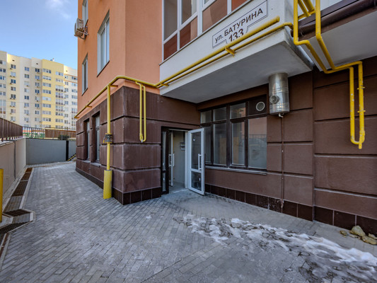 Сдам коммерческое помещение 76 м2, Батурина ул, 133, Симферополь г