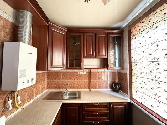 Продам двухкомнатную (2-комн.) квартиру, Лушникова ул, 1, Казань г