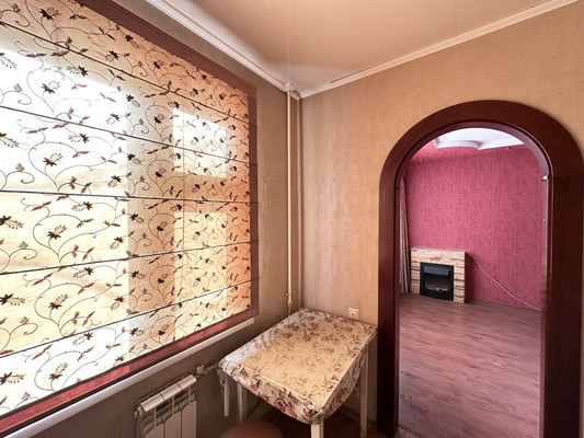 Продам двухкомнатную (2-комн.) квартиру, Лушникова ул, 1, Казань г
