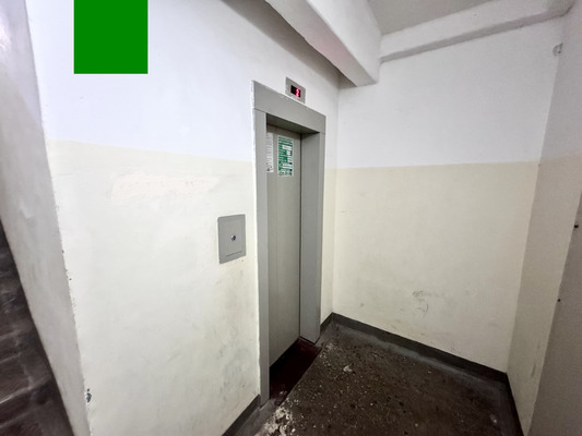 Продам трехкомнатную (3-комн.) квартиру, Хусаина Мавлютова ул, 48, Казань г
