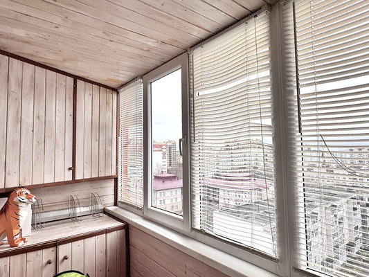 Продам трехкомнатную (3-комн.) квартиру, Хусаина Мавлютова ул, 48, Казань г