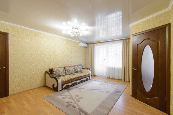Продам двухкомнатную (2-комн.) квартиру, Мечникова ул, 142, Ростов-на-Дону г