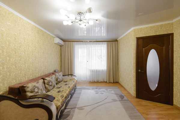 Продам двухкомнатную (2-комн.) квартиру, Мечникова ул, 142, Ростов-на-Дону г