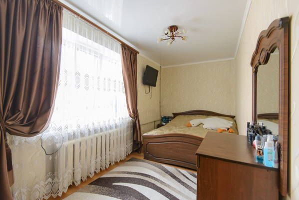 Продам двухкомнатную (2-комн.) квартиру, Мечникова ул, 142, Ростов-на-Дону г