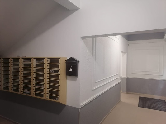 Продам трехкомнатную (3-комн.) квартиру, Виноградная ул, 19, Беранда с
