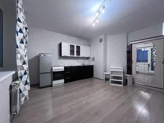Продам однокомнатную (1-комн.) квартиру, Петра Сумина ул, 26, Челябинск г
