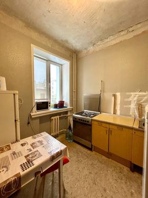 Продам двухкомнатную (2-комн.) квартиру, Карла Либкнехта ул, 68, Киров г