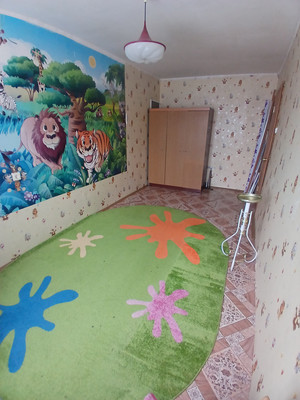 Продам трехкомнатную (3-комн.) квартиру, Садовая ул, 16, Боровка с