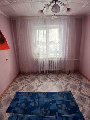 Продам трехкомнатную (3-комн.) квартиру, Садовая ул, 16, Боровка с
