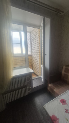 Продам однокомнатную (1-комн.) квартиру, Сельская ул, 2Ф, Воронеж г