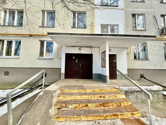 Продам многокомнатную квартиру, Путевой проезд, 26кА, Москва г