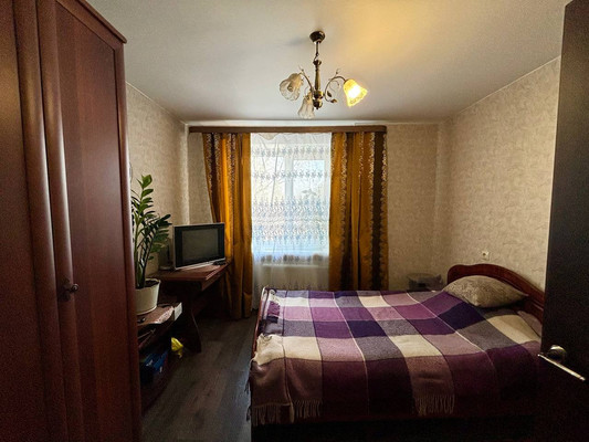 Продам двухкомнатную (2-комн.) квартиру, 1-я Красная ул, 28, Рязань г