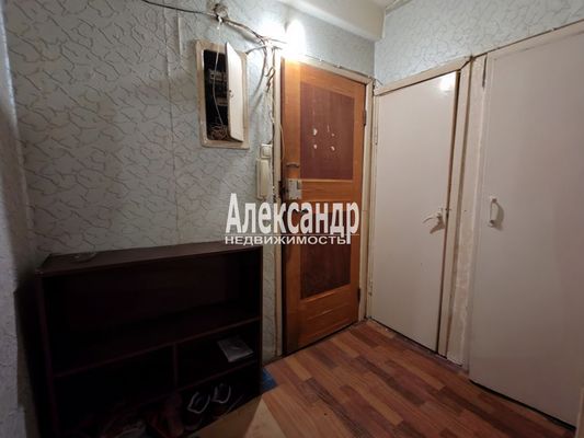 Продам однокомнатную (1-комн.) квартиру, Учительская ул, 9к1, Санкт-Петербург г