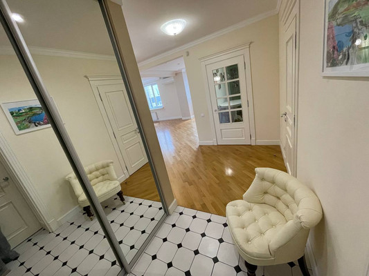 Продам трехкомнатную (3-комн.) квартиру, Казахстанский пер, 19б, Ростов-на-Дону г