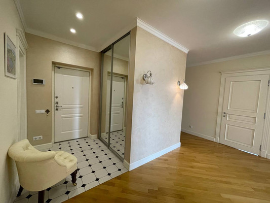 Продам трехкомнатную (3-комн.) квартиру, Казахстанский пер, 19б, Ростов-на-Дону г