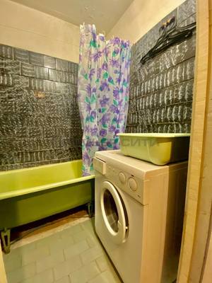 Продам однокомнатную (1-комн.) квартиру, Генерала Попова ул, 18к3, Калуга г