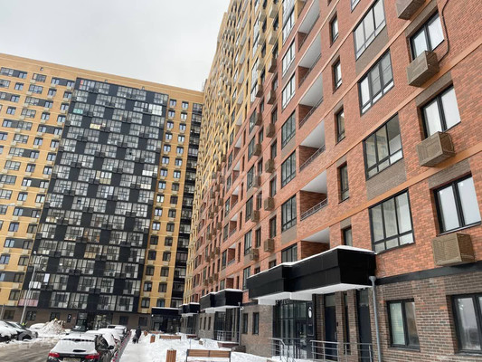 Продам трехкомнатную (3-комн.) квартиру, академика Северина (Мирный мкр.) ул, 11к1, Мирный п