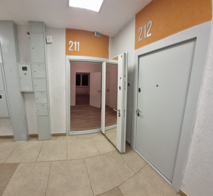 Продам трехкомнатную (3-комн.) квартиру, академика Северина (Мирный мкр.) ул, 11к1, Мирный п