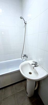 Продам трехкомнатную (3-комн.) квартиру, академика Северина (Мирный мкр.) ул, 11к1, Мирный п