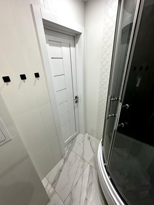 Продам трехкомнатную (3-комн.) квартиру, Энтузиастов ул, 19а, Киров г