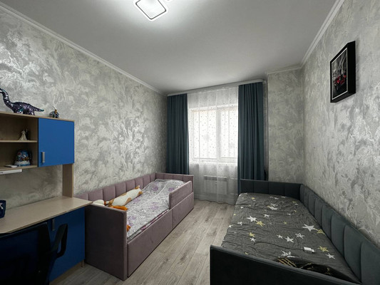 Продам трехкомнатную (3-комн.) квартиру, Анны Коньковой ул, 6, Ханты-Мансийск г