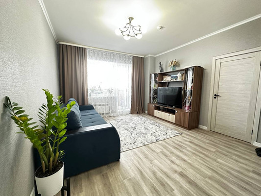 Продам трехкомнатную (3-комн.) квартиру, Анны Коньковой ул, 6, Ханты-Мансийск г
