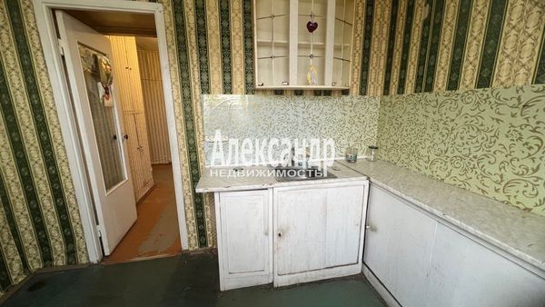 Продам двухкомнатную (2-комн.) квартиру, Лесная ул, 3, Светогорск г