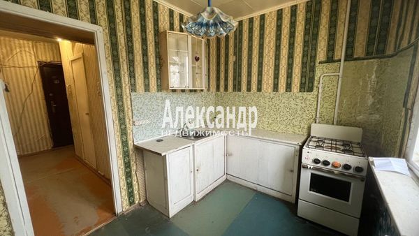 Продам двухкомнатную (2-комн.) квартиру, Лесная ул, 3, Светогорск г