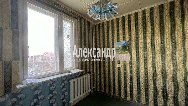Продам двухкомнатную (2-комн.) квартиру, Лесная ул, 3, Светогорск г