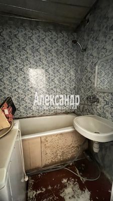 Продам двухкомнатную (2-комн.) квартиру, Лесная ул, 3, Светогорск г