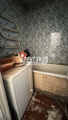 Продам двухкомнатную (2-комн.) квартиру, Лесная ул, 3, Светогорск г