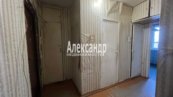 Продам двухкомнатную (2-комн.) квартиру, Лесная ул, 3, Светогорск г