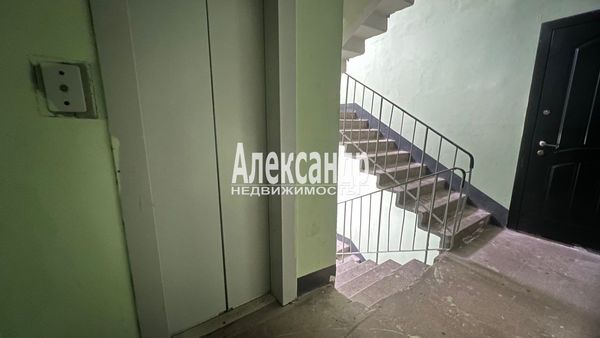 Продам двухкомнатную (2-комн.) квартиру, Лесная ул, 3, Светогорск г